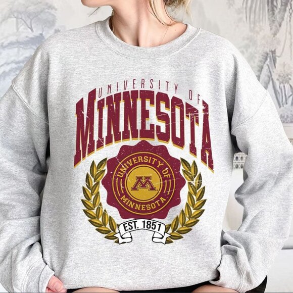 University of Minnesota Sweatshirt University of Minnesota Twin Cities Shirt - Picture 1 of 2